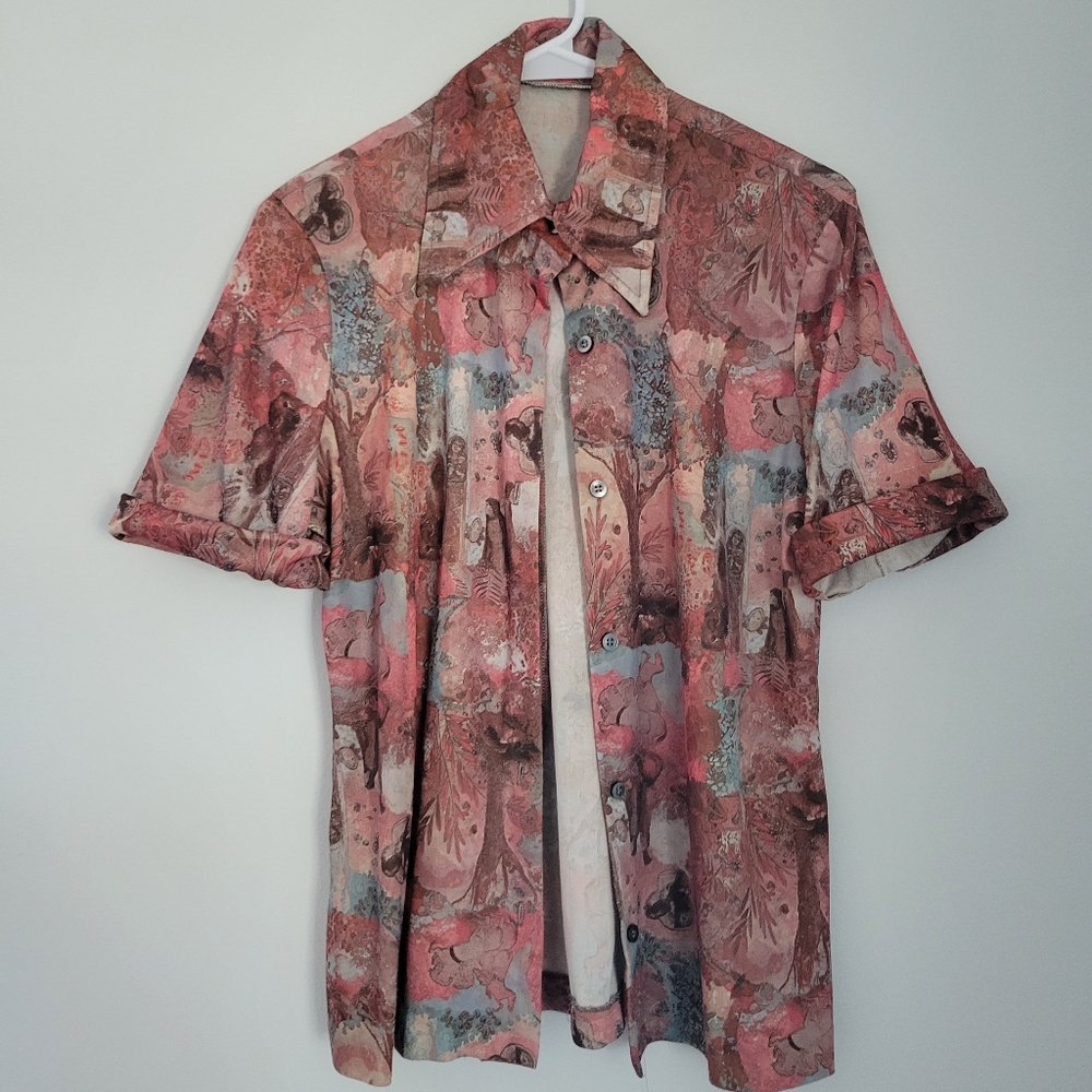 Artistic 1980s Shirt. Size M.